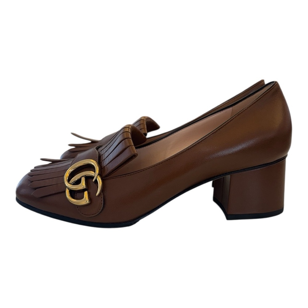 Gucci Brown Leather Kiltie pump with Gold GG Hardware - Picture 2 of 6